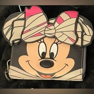 Minnie Mouse Loungefly Wallet